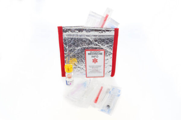 SOS-noodtasje-met-voorbeeld-spullen-2 SOS-noodtasje-met-voorbeeld-spullen-2